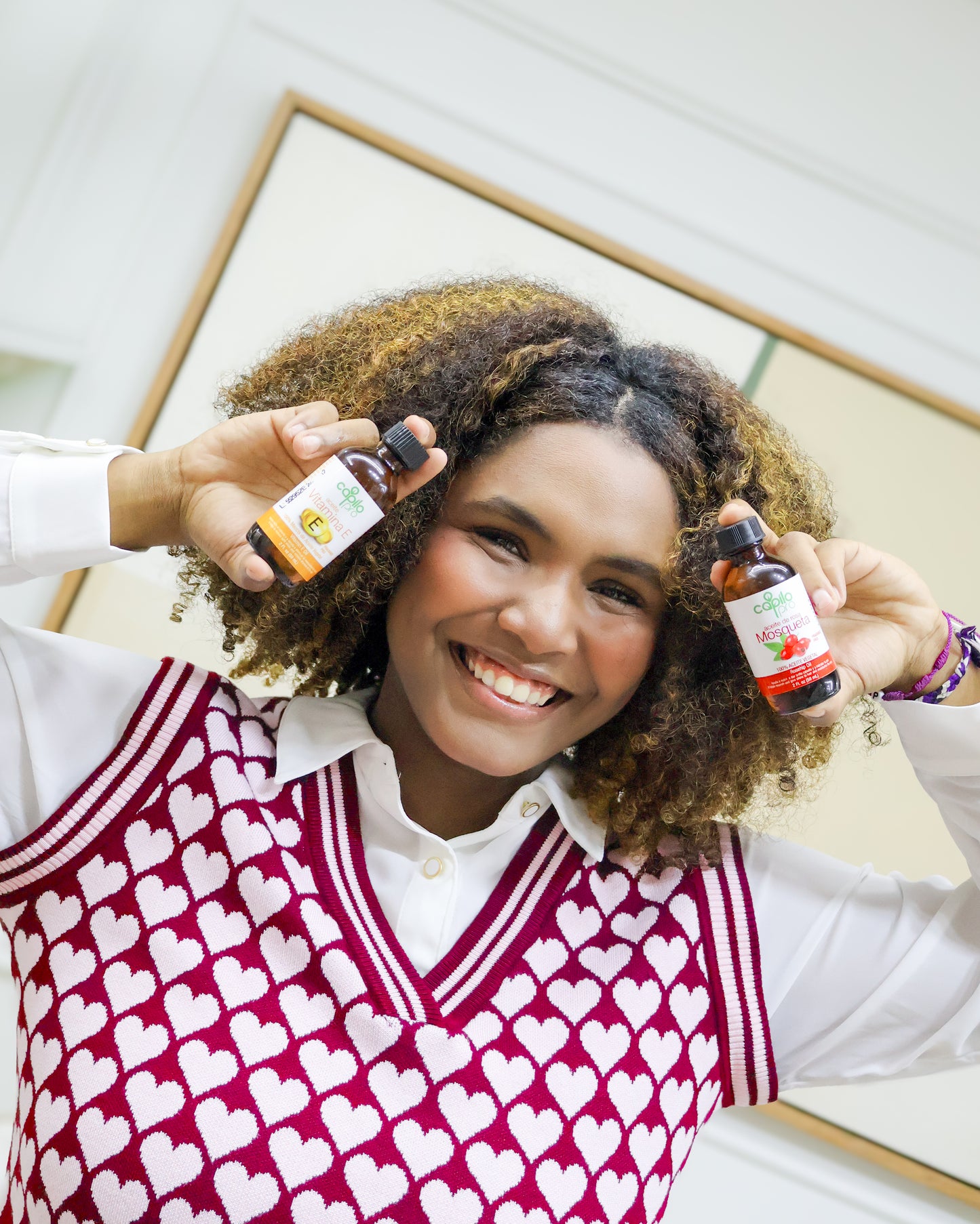 Aceite de rosa mosqueta Capilo Pro 2 oz. | Repara el cabello y suaviza las cicatrices